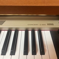 電子ピアノ　KORG C-660 88鍵盤　2005年製の画像