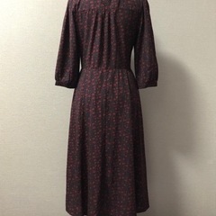 花柄ワンピース　赤の画像