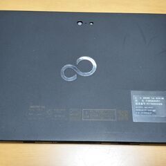 美品！　2in1 windowsタブレット　防水！　富士通　ARROWS Tab Q506/MBの画像