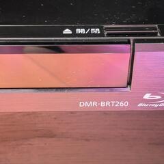 パナソニック製の37インチ液晶テレビとブルーレイレコーダーの画像