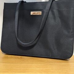 Laura filume トートバッグ　ビジネスバッグ
