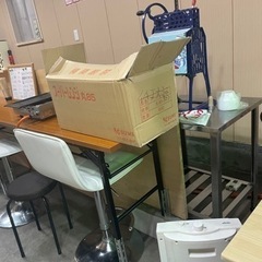 使い捨て容器