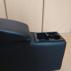 フリードgb3使用コンソールボックスの画像