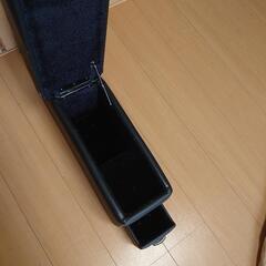 フリードgb3使用コンソールボックスの画像