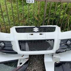 スイフト　フォグランプフロントバンパーごと