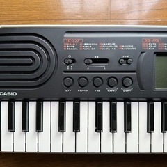 CASIO  デジタルキーボード SA-81 アダプター付属の画像