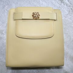 値下げ！【未使用】ショルダーバッグ（黄色）　日本製　牛革　
