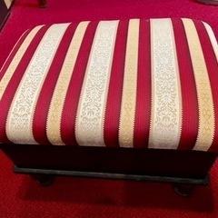 レトロな椅子、収納