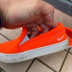 NIKE スリッポンの画像