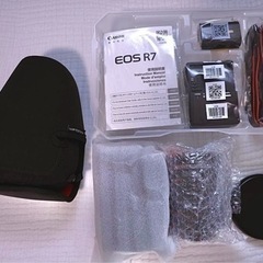 EOS R7 RF-S18-150 IS STM レンズキット外箱付き