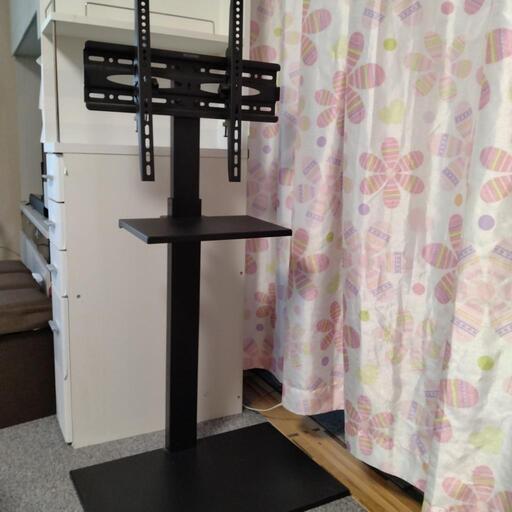 お値下げ！アイリスオーヤマ テレビ台 スタンドテレビ台 UTS-600R壁掛け 55V対応