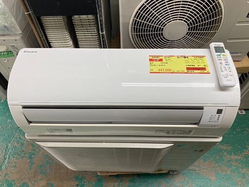 K05381　ダイキン　2019年製　中古エアコン　主に14畳用　冷房能力　4.0KW ／ 暖房能力　5.0KW