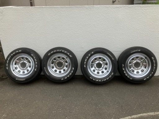 車のパーツ タイヤ、ホイール　キャラバン用