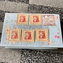 ミルキーとワンピースコラボのアイスに付いてきたおまけ的なシールとの画像