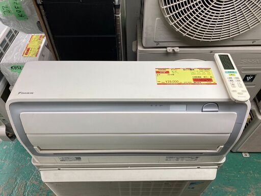 K05382　ダイキン　2019年製　中古エアコン　主に10畳用　冷房能力　2.8KW ／ 暖房能力　3.6KW