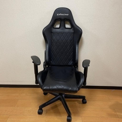 ゲーミングチェア リクライニング 引取り早い方お値下げします