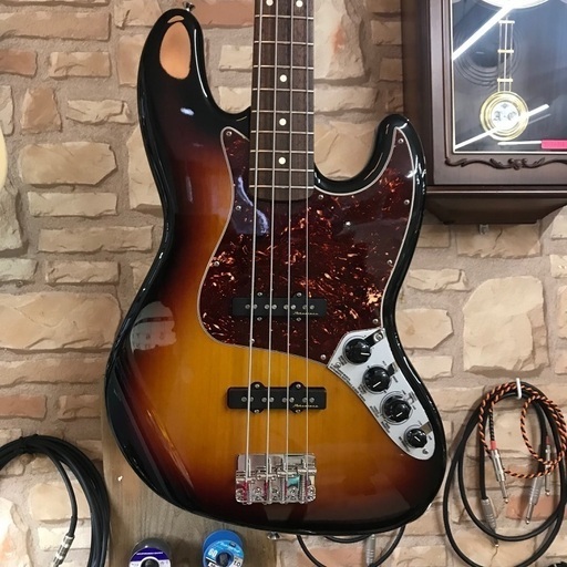 Fender Mexico Deluxe Active Jazz Bass 超美品！