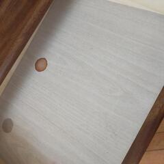 ライティングデスク　引っ張ると机の画像