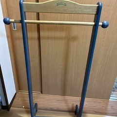木製ハンガーラック 
