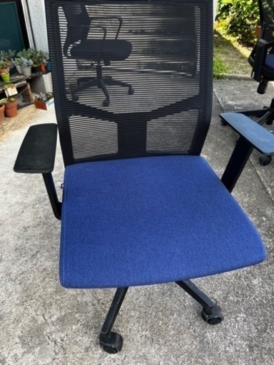 家具 オフィス用家具 4脚あります！