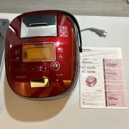 TOSHIBA 2016年製　炊飯器