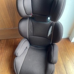 お取引中　　　ジュニアシート　中古