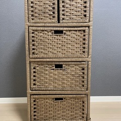 ニトリ　収納家具　4段