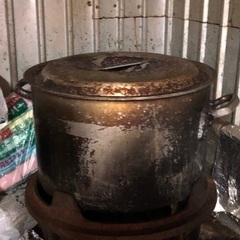 お話し中！業務用大鍋