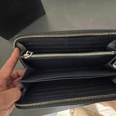 【希少モデル】PRADAサフィアーノ　バイカラー　ラウンドウォレットの画像