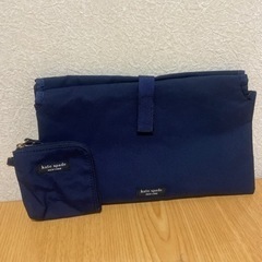 Kate spade  おむつ替えマット&おしゃぶり入れ