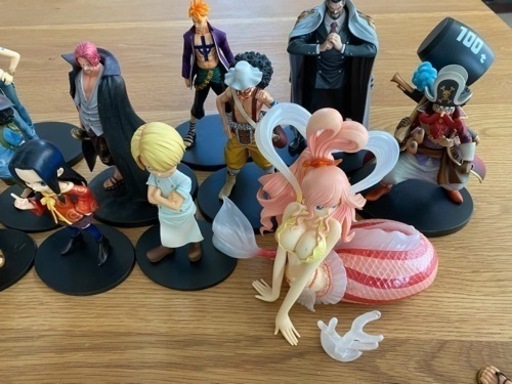ワンピース　フィギュア１４個