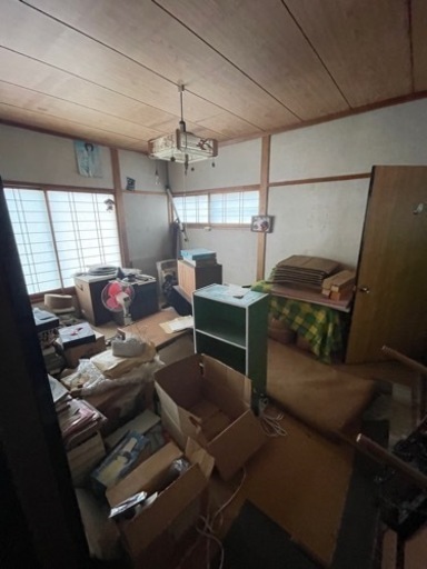全て貰って頂ける方に15万差し上げます。不要品回収