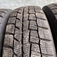 バリ山　DUNLOP ダンロップ　WM02 155/65R14 スタッドレス　タイヤ　2019年〜2020年製　14インチの画像