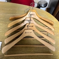 高級ウッドハンガー