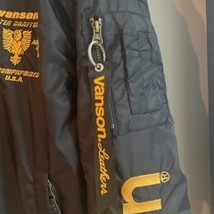 VANSON  MA-1ジャケットの画像