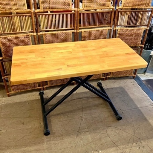 【武蔵小山店】 大川家具　東馬 tohma 昇降テーブル キャスター　アルダー　無垢材　ライトブラウン 179595　リフティングテー