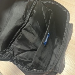 adidasリュックサックの画像