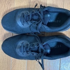 アンダーアーマー 靴 スニーカーの画像