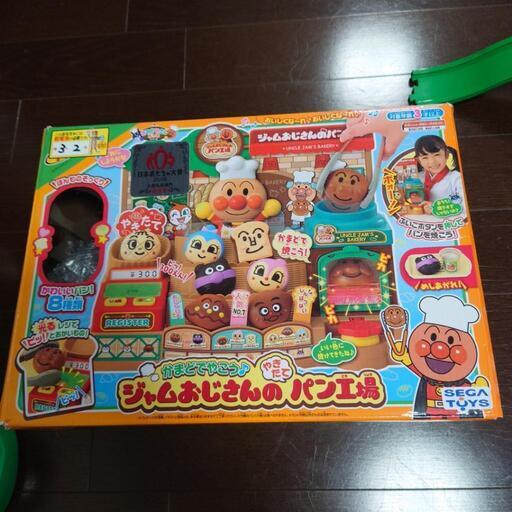 アンパンマン　ジャムおじさんのやきたてパン工房