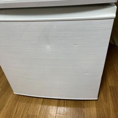 SHARP シャープ 冷凍冷蔵庫 137L SJ-D14E-W 2019年製の画像
