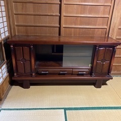 木製ローキャビネットの画像