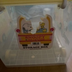 押し入れ収納ケースキャスター付 中古の画像