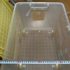 押し入れ収納ケースキャスター付 中古の画像