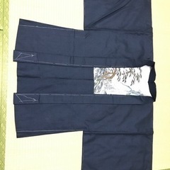 大島紬　男物着物（桐タンス付）の画像
