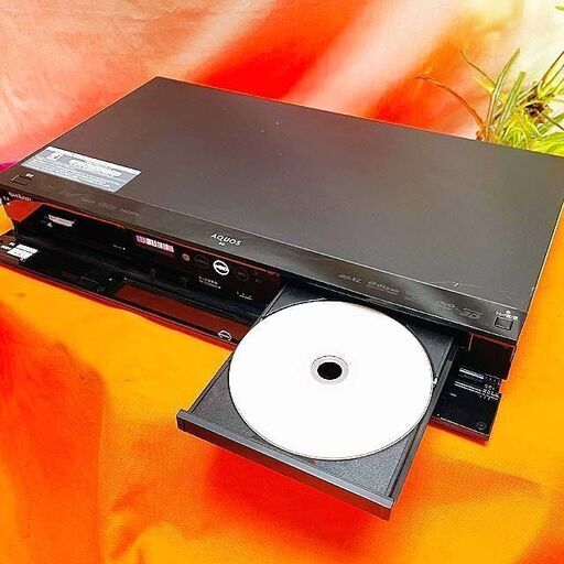 ダブルチューナー搭載★SHARP BDレコーダー★ BD-W570 その② 製造番号9186055