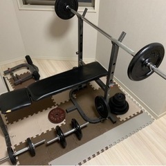 ベンチプレス　ダンベル等