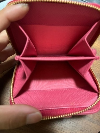 財布PRADA