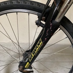 自転車 クロスバイクの画像
