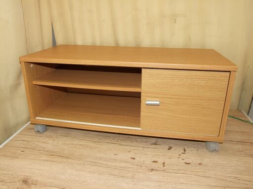 【紋別市発】テレビ台　中古品　外寸　高さ34×横幅79.5×奥行34㎝　キャスター付き　木製　使用感多少あり　中古品