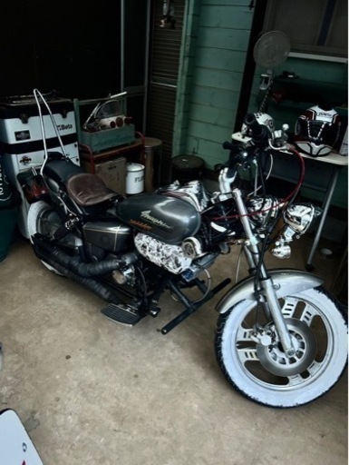 ホンダ マグナ50